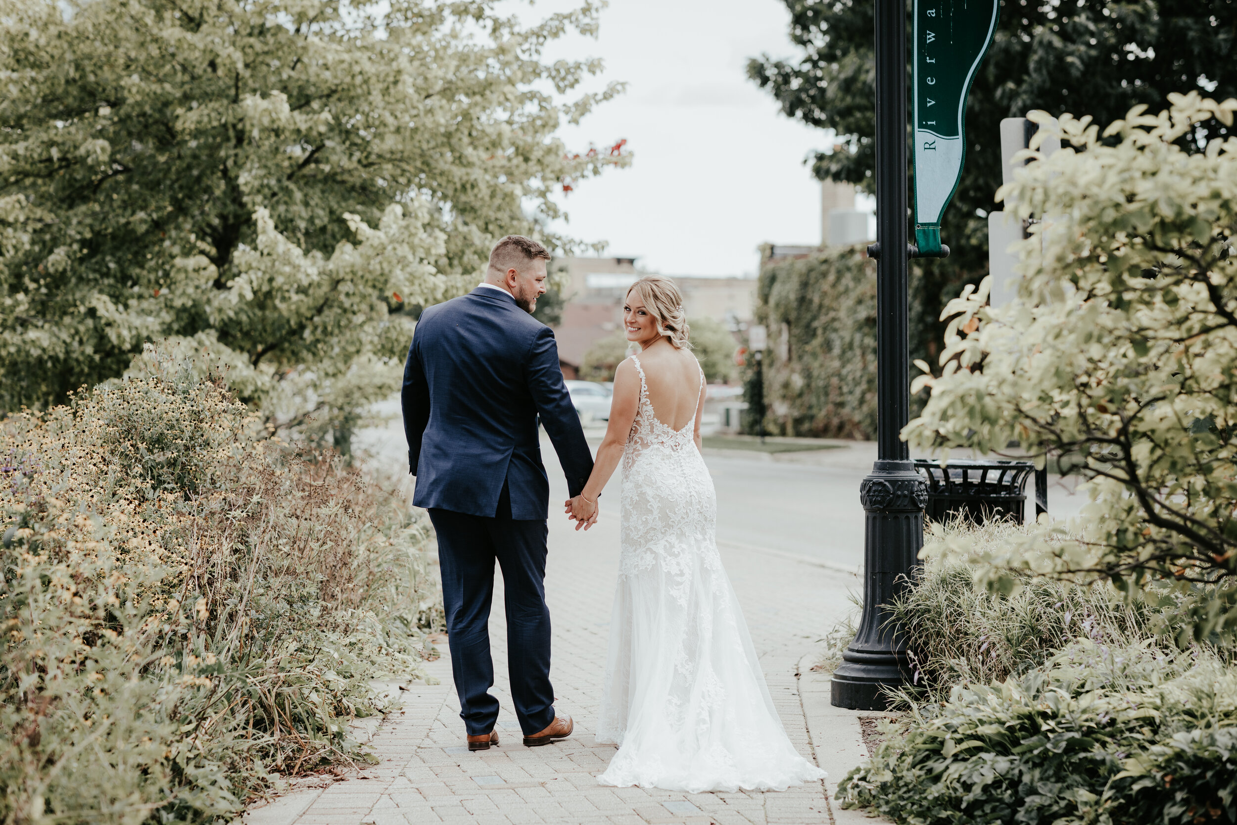 Bride + Groom Danielle Schury Photography Copyright 2019 (210).JPG