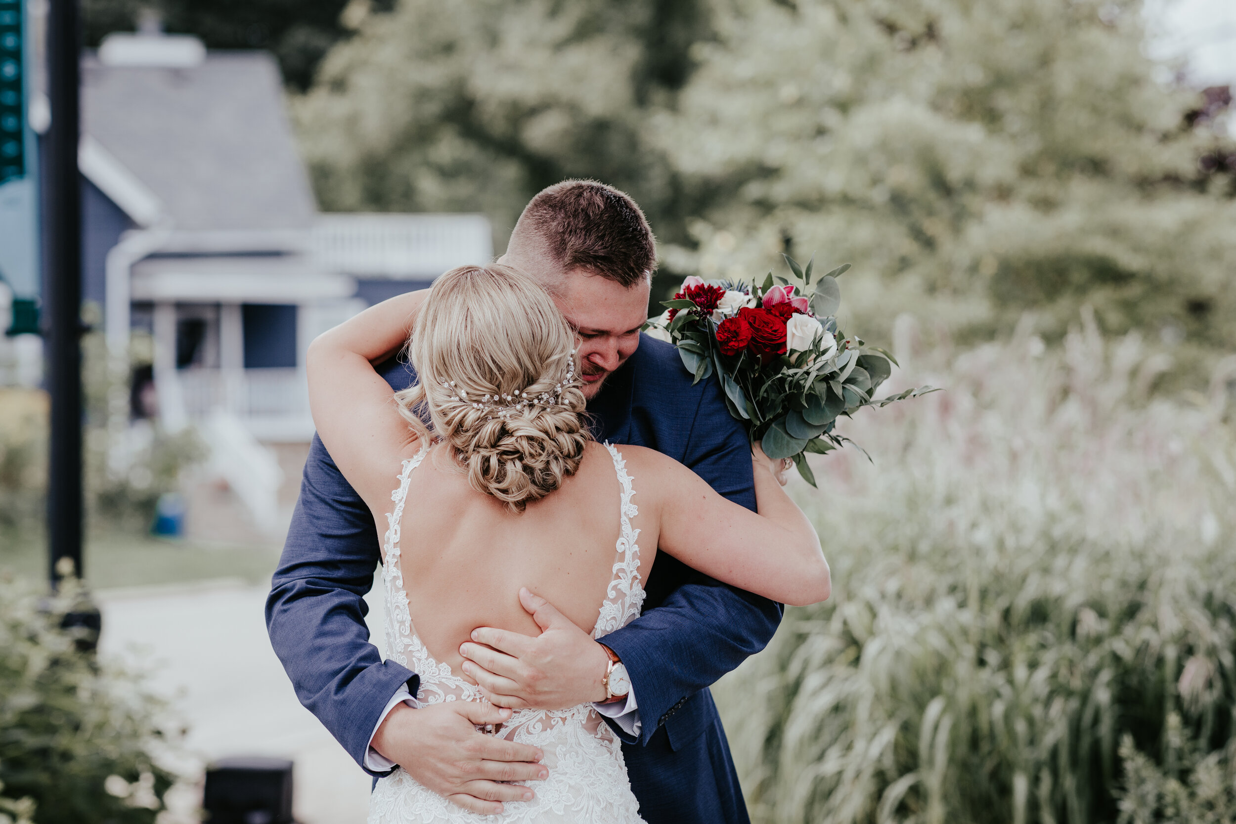 Bride and Groom first look Danielle Schury Photography Copyright 2019 (18).JPG
